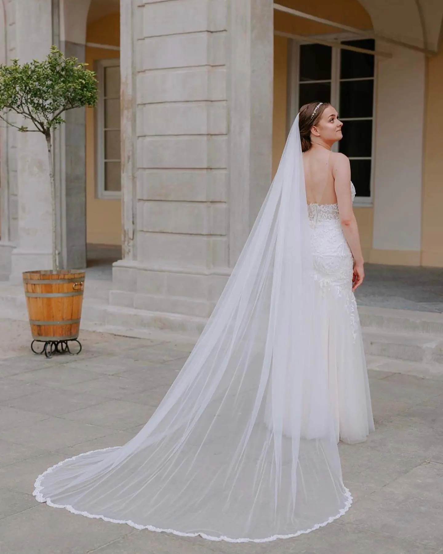 Elegancka suknia ślubna z kolekcji Ketrin